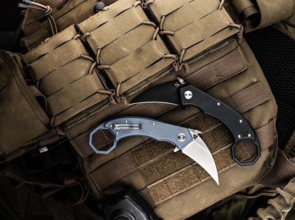 Nóż Böker Plus HEL Karambit Blue/Grey - obrazek 3