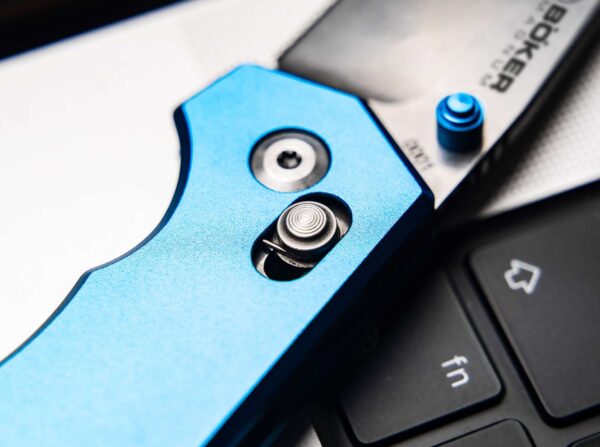 Nóż Magnum Rockstub Blue Elox - obrazek 3