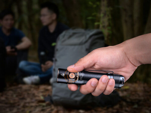 Latarka diodowa Fenix E35 V3.0 - obrazek 10