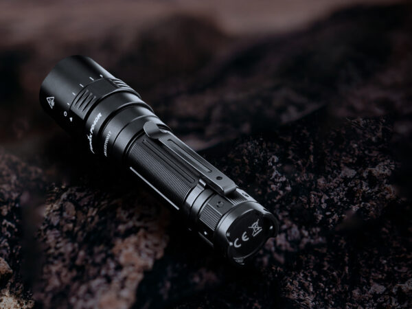 Latarka taktyczna LED Fenix PD40R V2.0 - obrazek 5