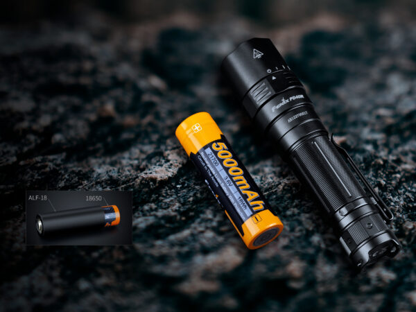 Latarka taktyczna LED Fenix PD40R V2.0 - obrazek 7