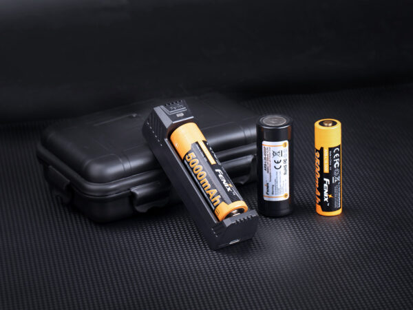 Ładowarka USB Fenix ARE-X1 V2.0 - obrazek 4