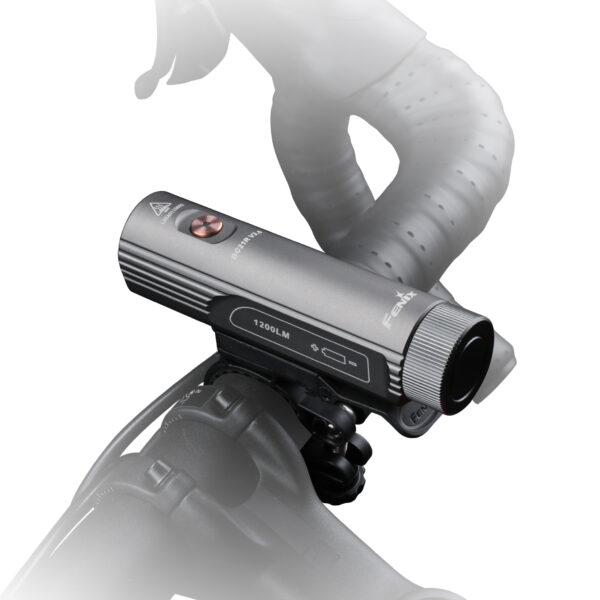 Lampa rowerowa Fenix BC21R V3.0 - obrazek 3