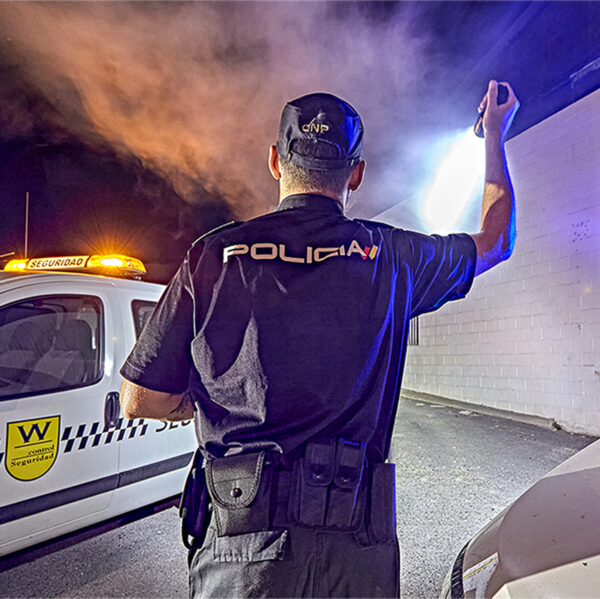 Długopis z latarką Fenix T6 niebieski - obrazek 5