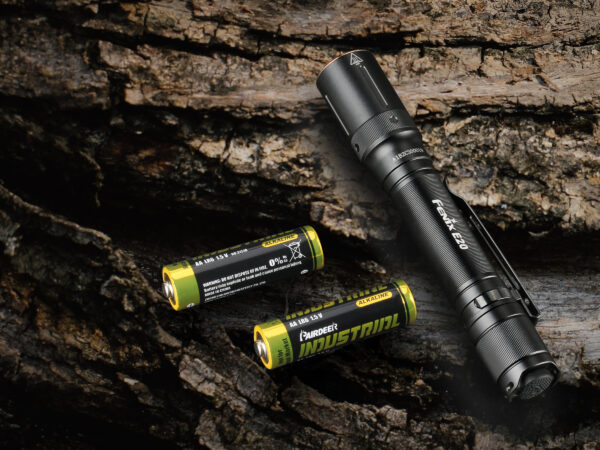 Latarka LED Fenix E20 V2.0 - obrazek 9